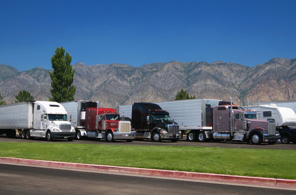 Loading a refrigerated trailer at the dock